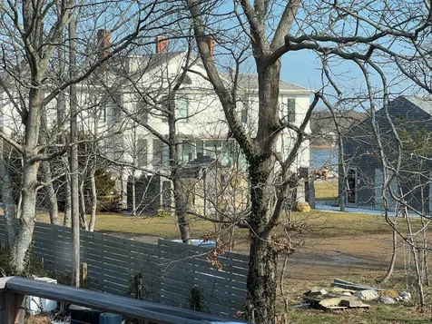 164 Skiff Avenue Vineyard Haven MA 02568