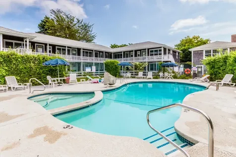 20 Peases Point Way Edgartown MA 02539