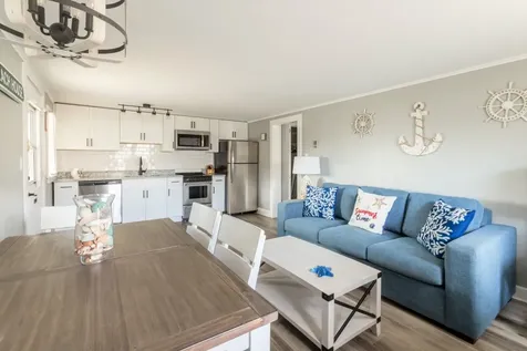 20 Peases Point Way Edgartown MA 02539
