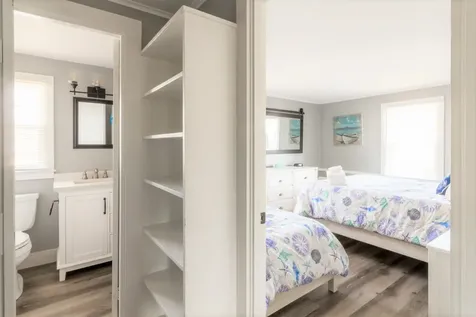 20 Peases Point Way Edgartown MA 02539
