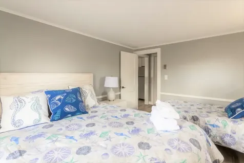 20 Peases Point Way Edgartown MA 02539