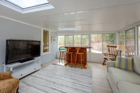 3 Mayhew Way Oak Bluffs MA 02557