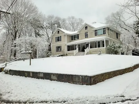 83 Causeway Road Vineyard Haven MA 02568