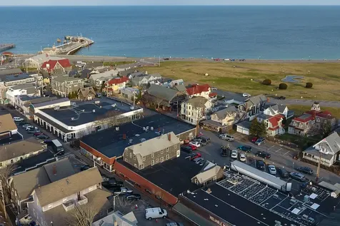 30 Circuit Avenue Oak Bluffs MA 02557