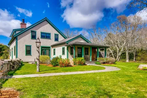 6 North Vine Lane West Tisbury MA 02575
