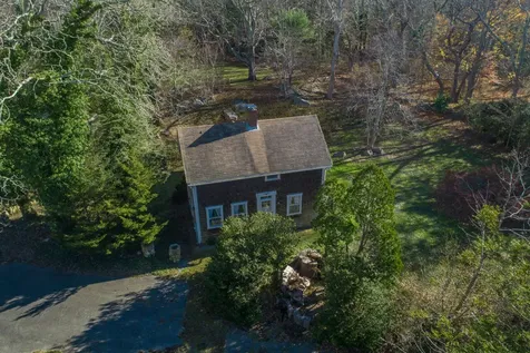 642 State Road West Tisbury MA 02575
