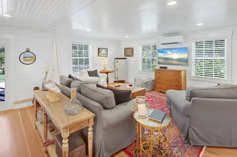 42 Hagerty Drive Vineyard Haven MA 02568