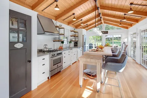 42 Hagerty Drive Vineyard Haven MA 02568
