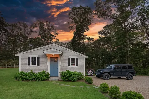 42 Hagerty Drive Vineyard Haven MA 02568