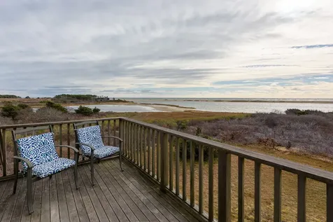 107 Washque Avenue Edgartown MA 02539