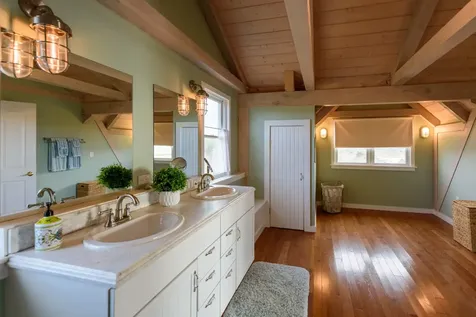 107 Washque Avenue Edgartown MA 02539