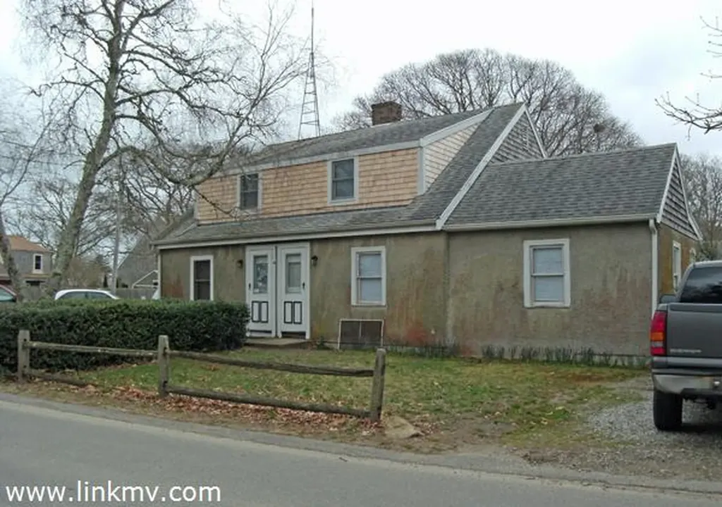 29 Chase Road Edgartown MA 02539