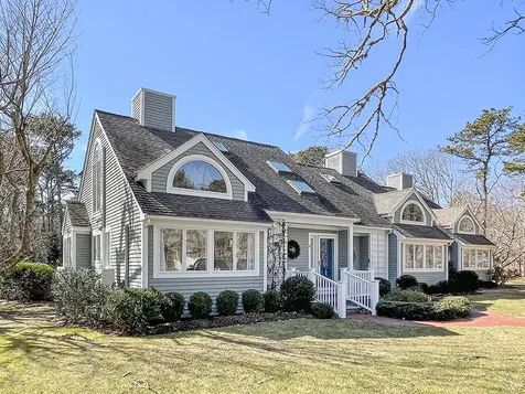3 Meetinghouse Village Way Edgartown MA 02539