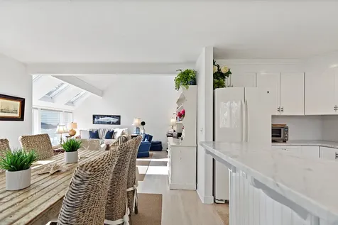 3 Meetinghouse Village Way Edgartown MA 02539