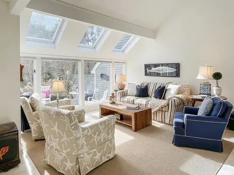 3 Meetinghouse Village Way Edgartown MA 02539