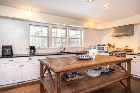 1 Little Sandy Way Oak Bluffs MA 02557