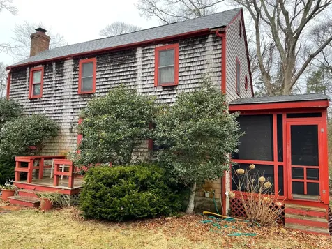 96 Dunham Avenue Vineyard Haven MA 02568