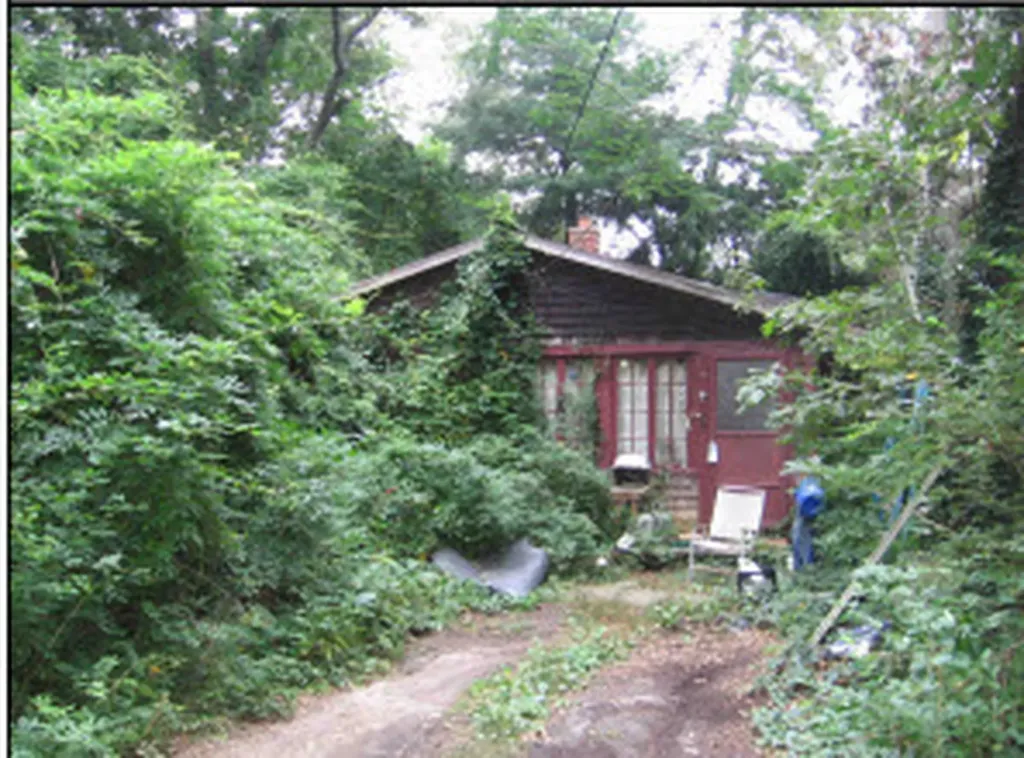 110 Skiff Avenue Vineyard Haven MA 02568