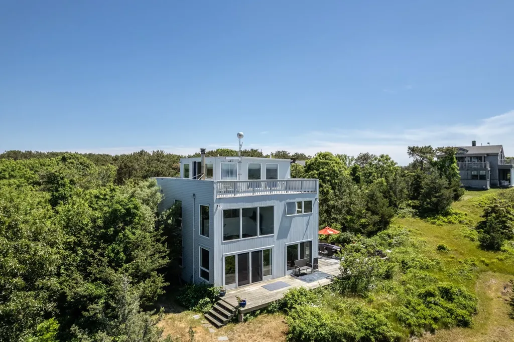 11 North Neck Road Edgartown MA 02539