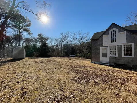 98 John Hoft Road Vineyard Haven MA 02568