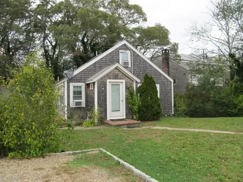 3 West Spring Street Vineyard Haven MA 02568