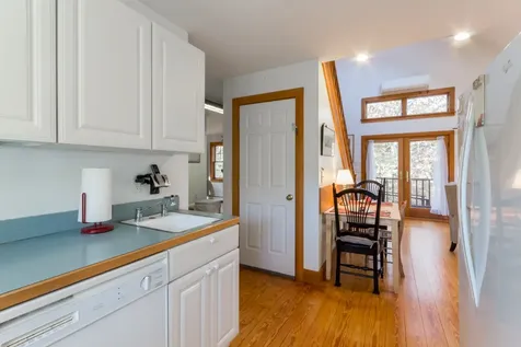 39 Dodgers Hole Road Edgartown MA 02539