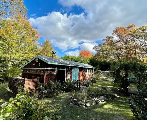 8 Island Farms Road West Tisbury MA 02575
