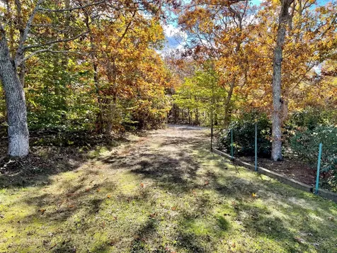 8 Island Farms Road West Tisbury MA 02575