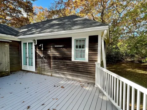 8 Island Farms Road West Tisbury MA 02575