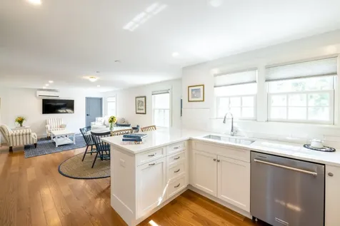 31 North Summer Street Edgartown MA 02539