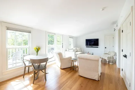 31 North Summer Street Edgartown MA 02539