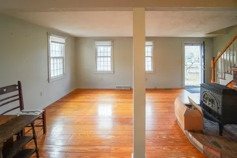 76 Summit Avenue Oak Bluffs MA 02557