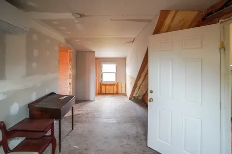 76 Summit Avenue Oak Bluffs MA 02557