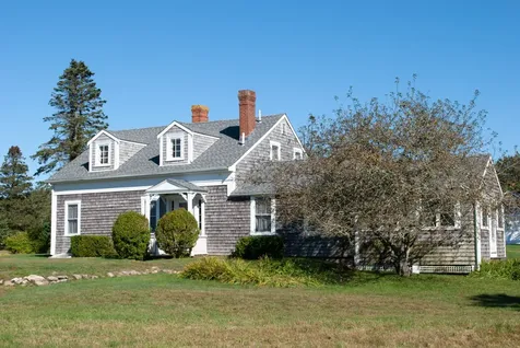 30 Mill Hill Road Edgartown MA 02539