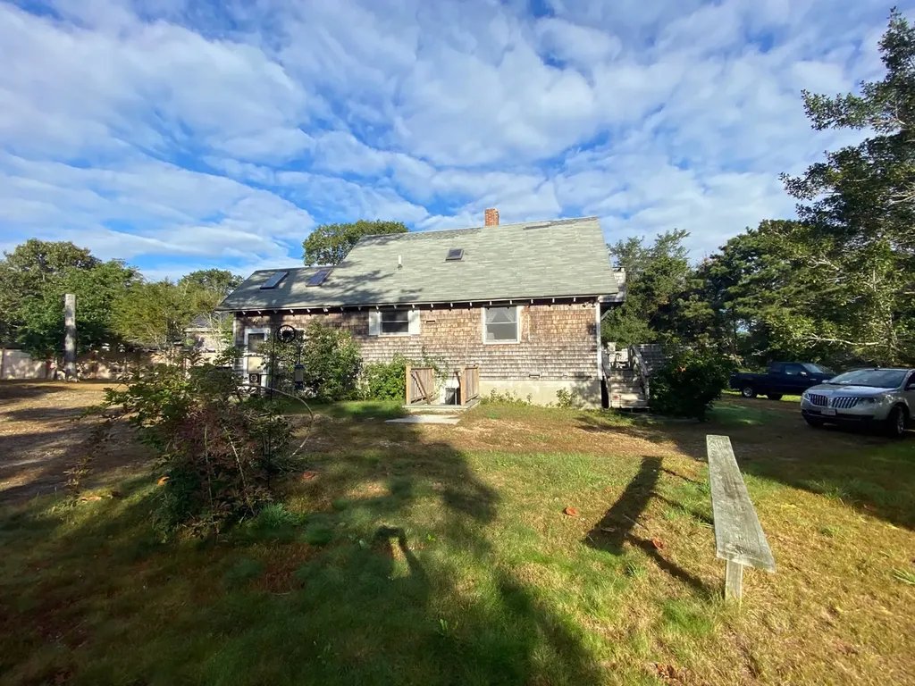 48 Weeks Lane Edgartown MA 02539