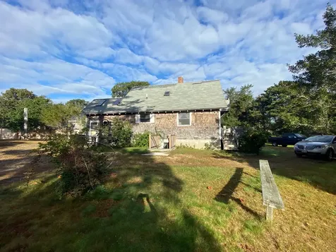 48 Weeks Lane Edgartown MA 02539