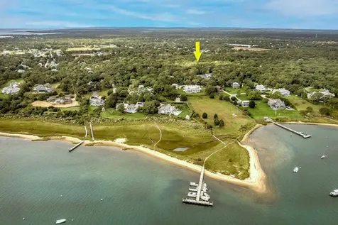 16 Kent Harbor Road Edgartown MA 02539