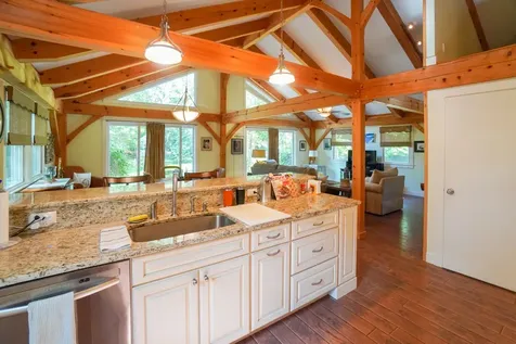 49 Border Road Vineyard Haven MA 02568
