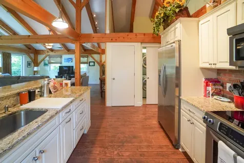 49 Border Road Vineyard Haven MA 02568