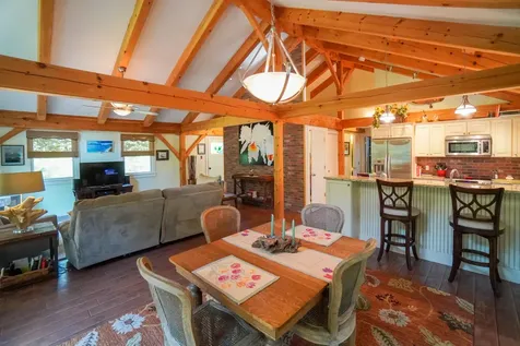 49 Border Road Vineyard Haven MA 02568