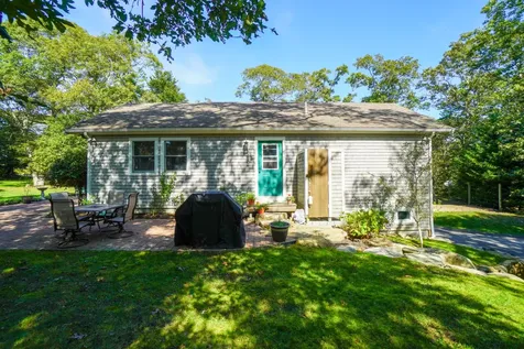 49 Border Road Vineyard Haven MA 02568