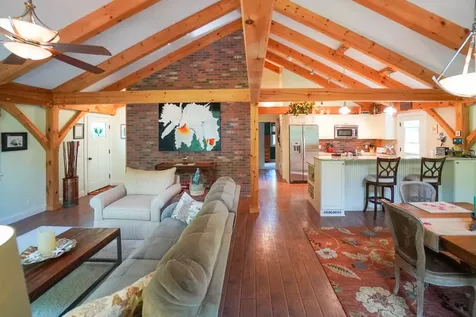 49 Border Road Vineyard Haven MA 02568
