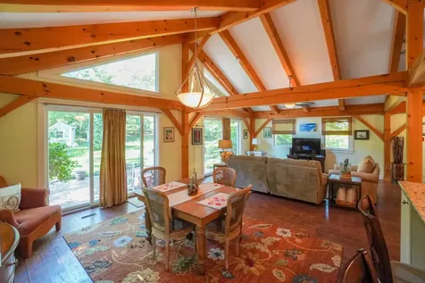 49 Border Road Vineyard Haven MA 02568