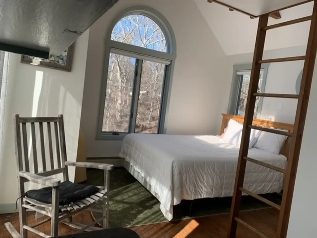 55 Old House Way West Tisbury MA 02575