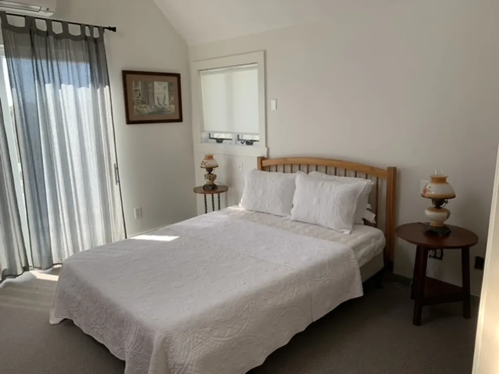 55 Old House Way West Tisbury MA 02575