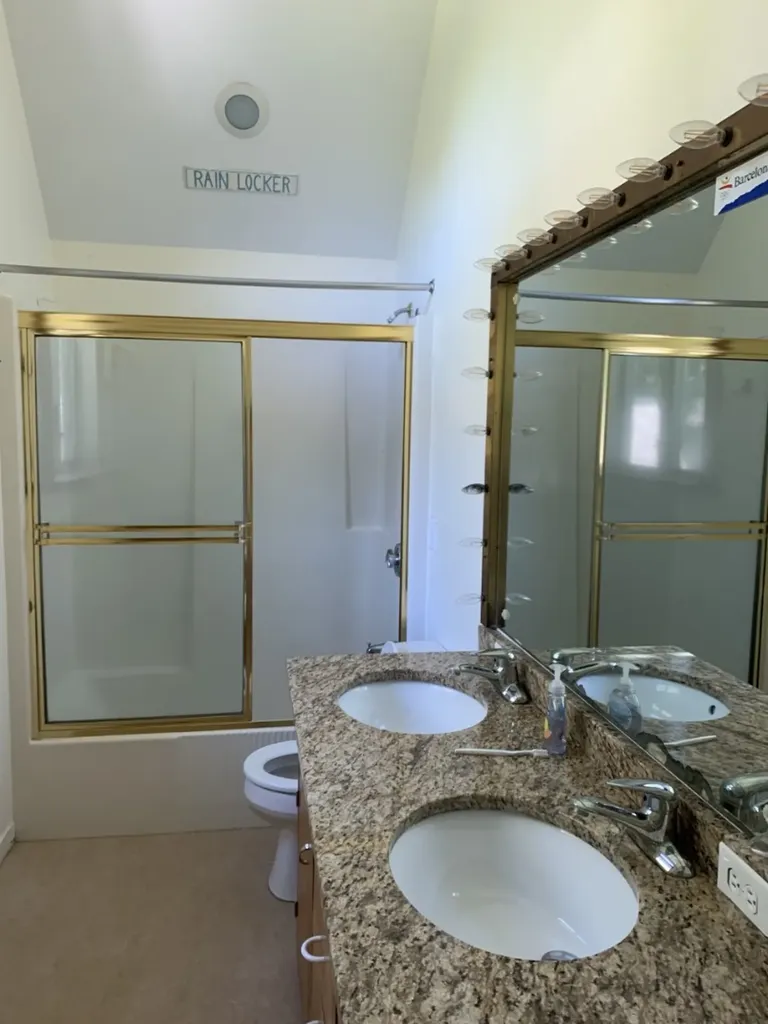 55 Old House Way West Tisbury MA 02575