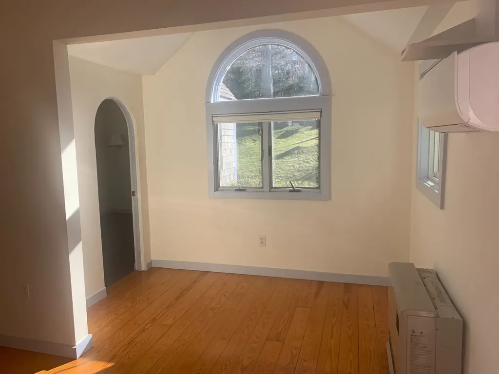 55 Old House Way West Tisbury MA 02575