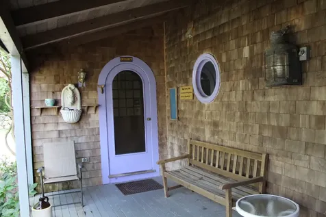 55 Old House Way West Tisbury MA 02575