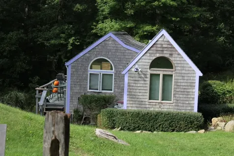 55 Old House Way West Tisbury MA 02575