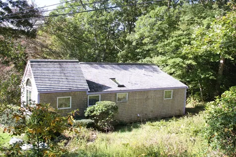 55 Old House Way West Tisbury MA 02575